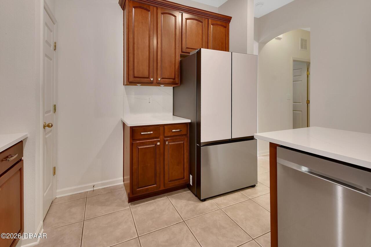 Listing Photo 14