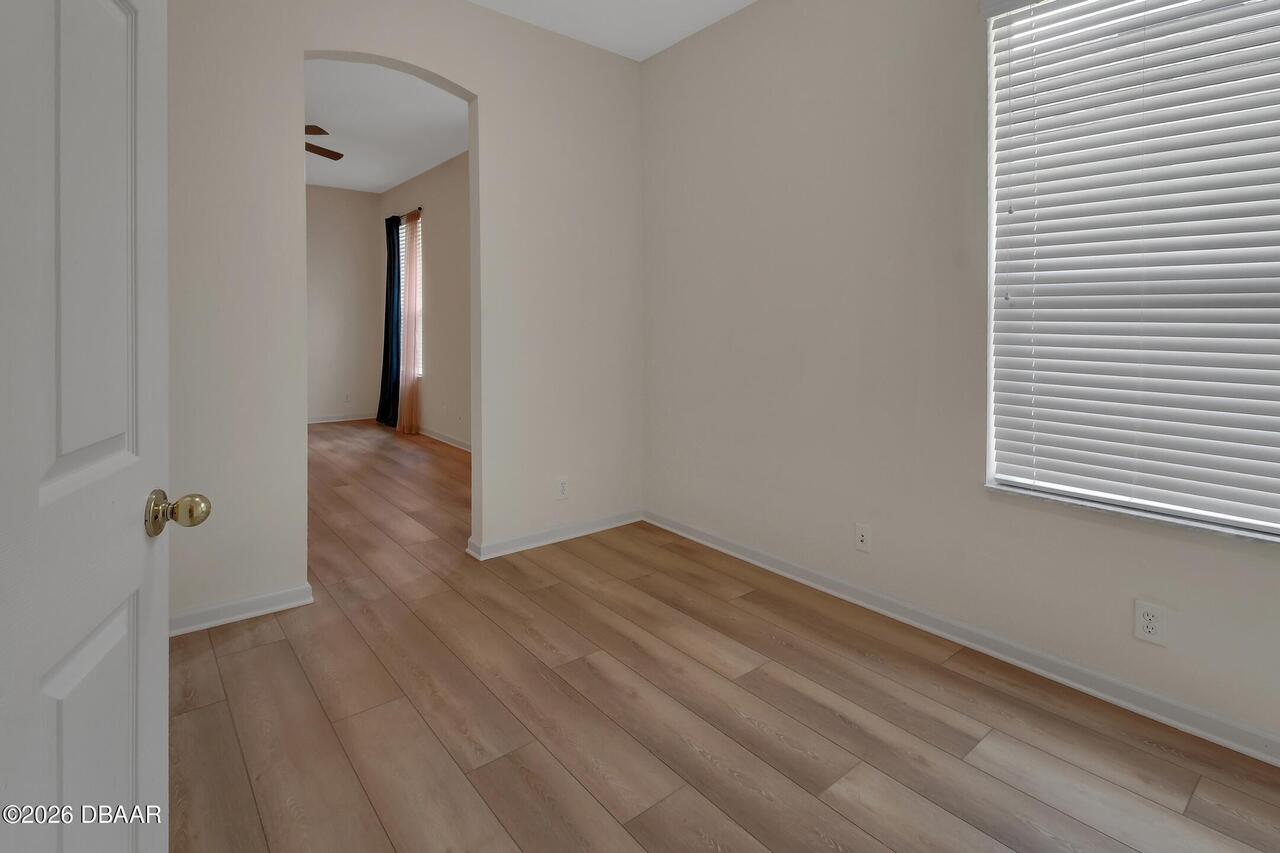 Listing Photo 22