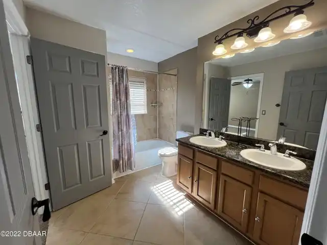 Listing Photo 18