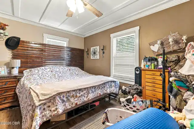 Listing Photo 11
