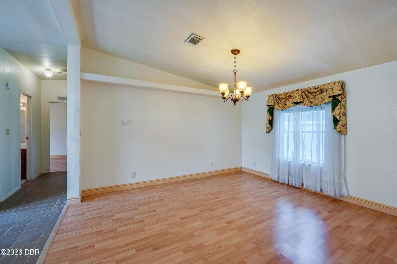 Listing Photo 13