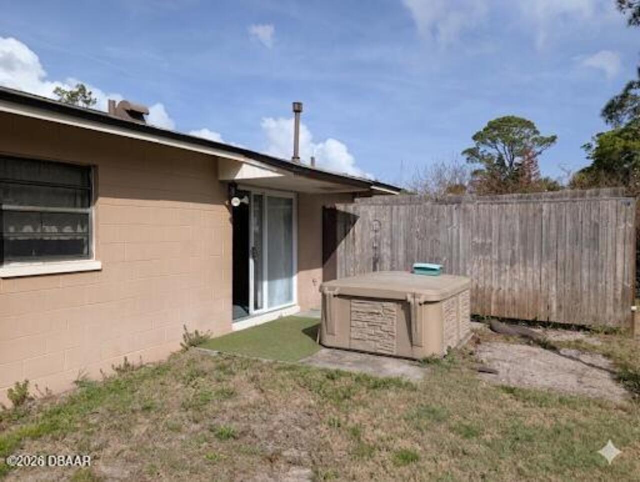 Listing Photo 12