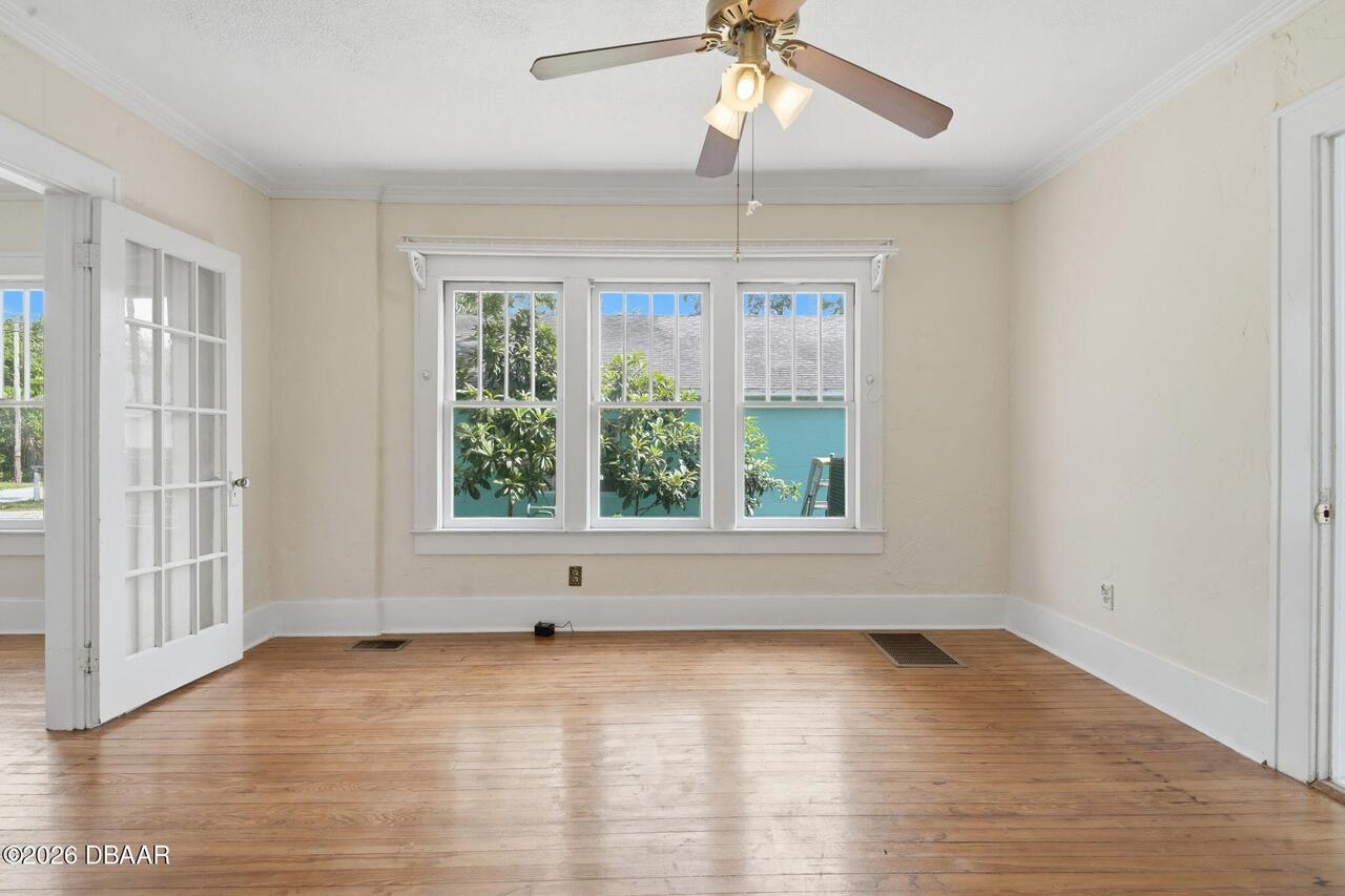 Listing Photo 14