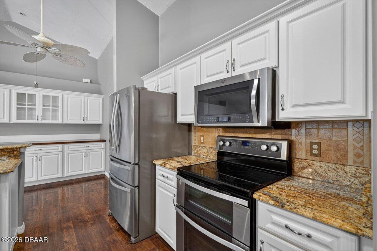 Listing Photo 18