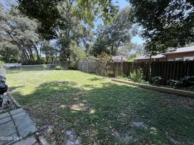 Listing Photo 16