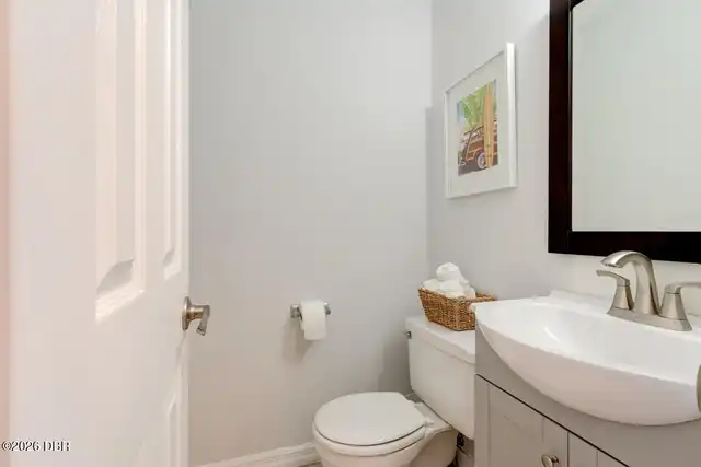 Listing Photo 10