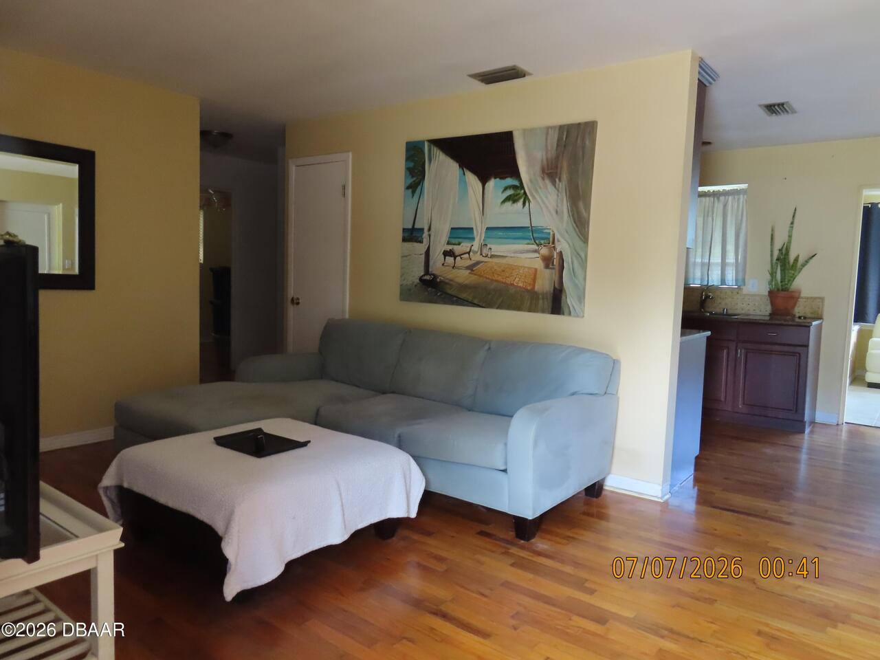 Listing Photo 6