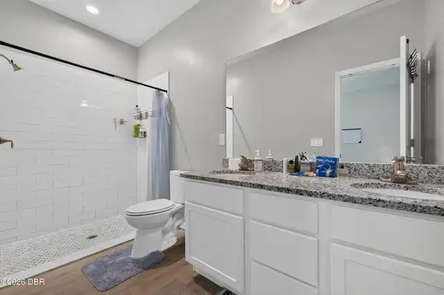 Listing Photo 18