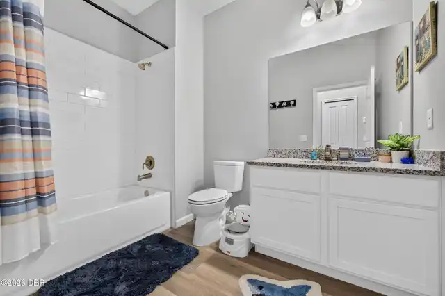 Listing Photo 21
