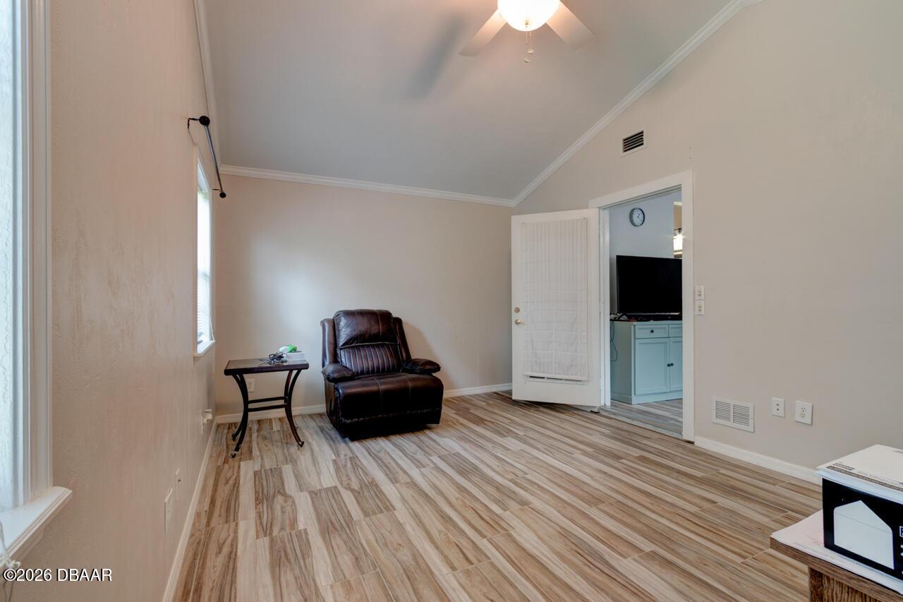 Listing Photo 22