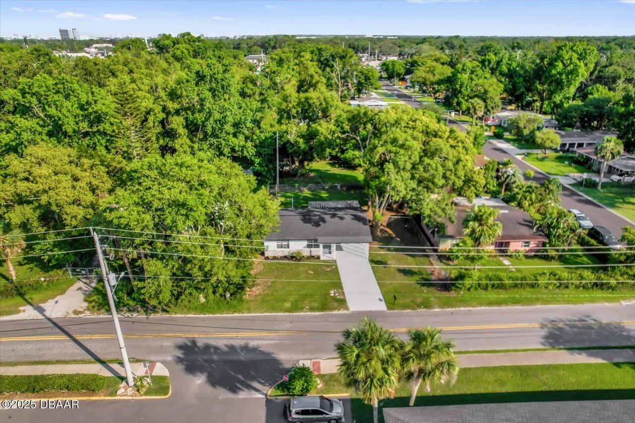 Listing Photo 16