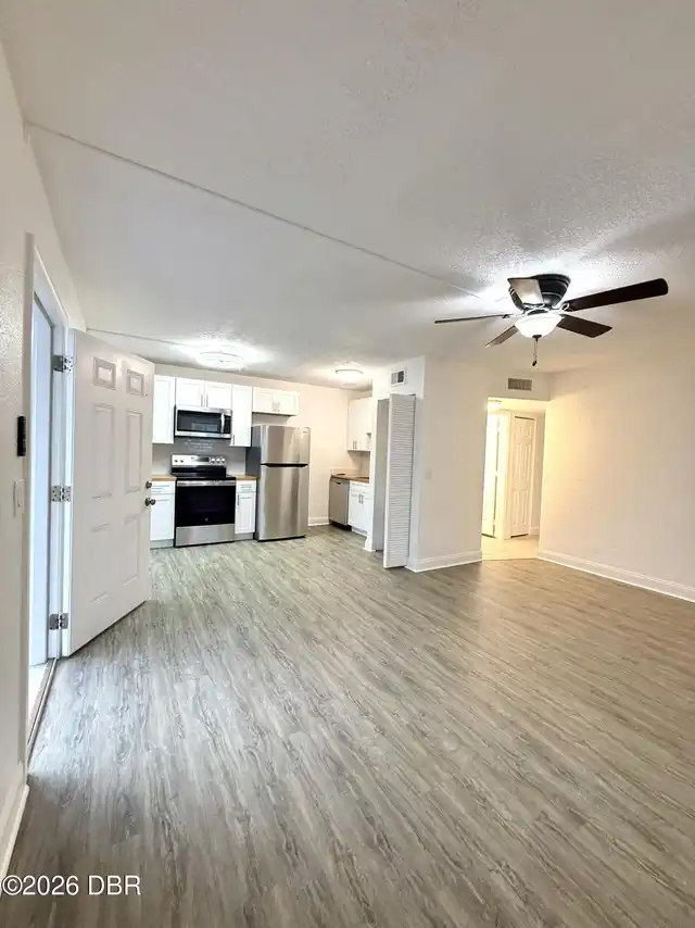 Listing Photo 29