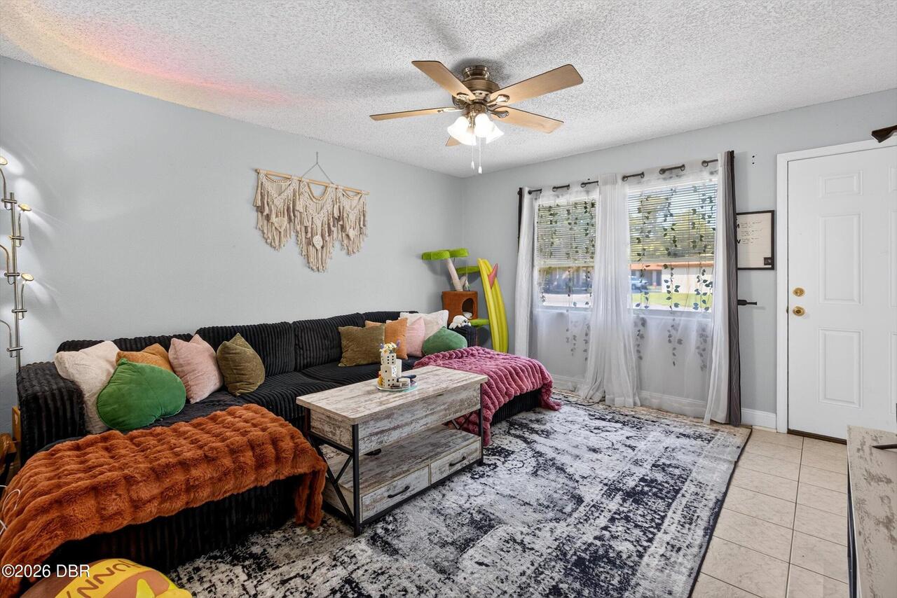 Listing Photo 10