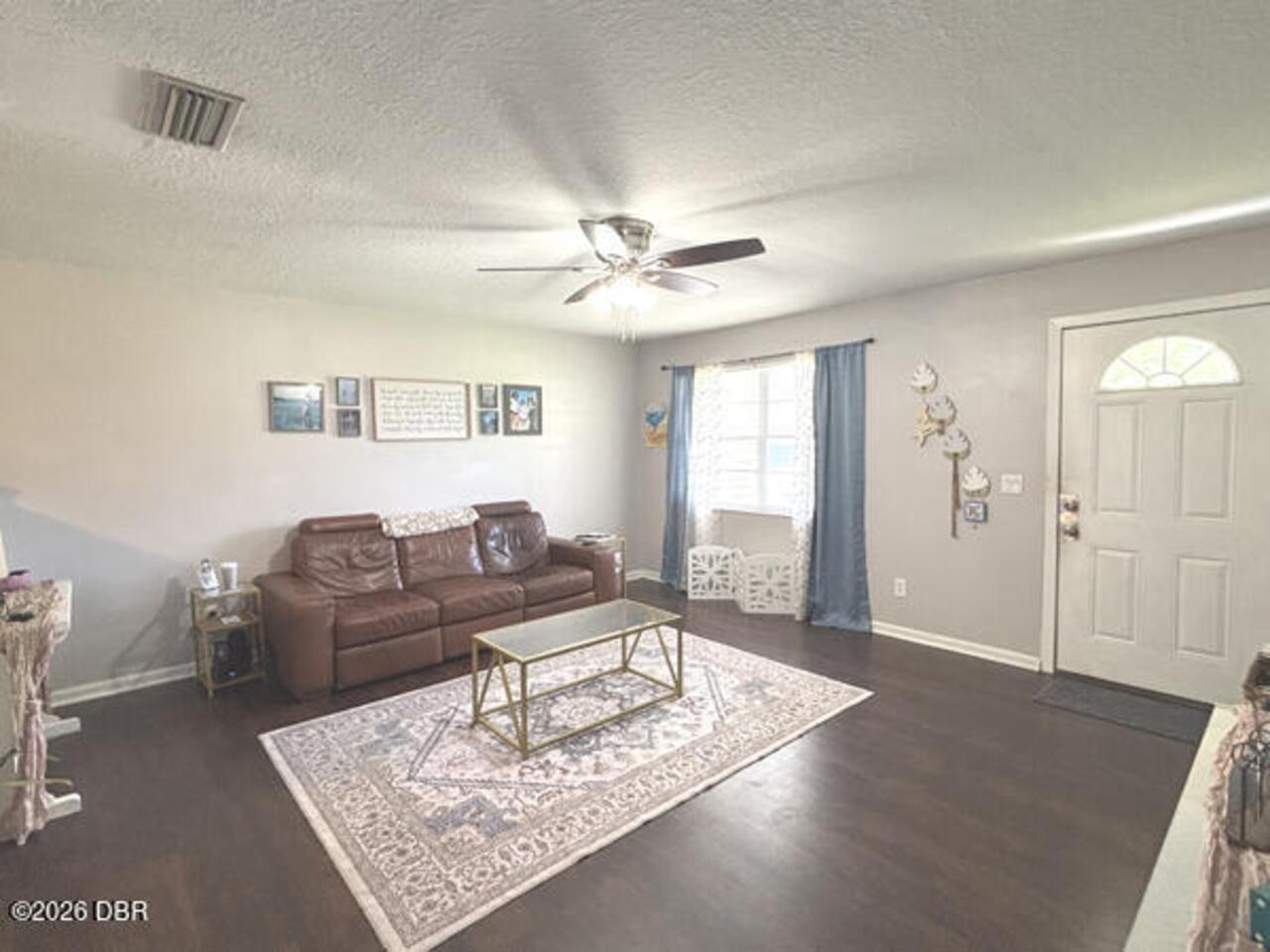Listing Photo 8
