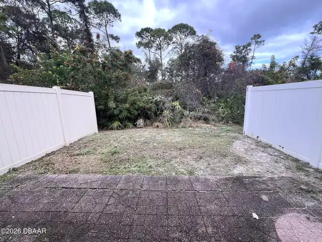 Listing Photo 17