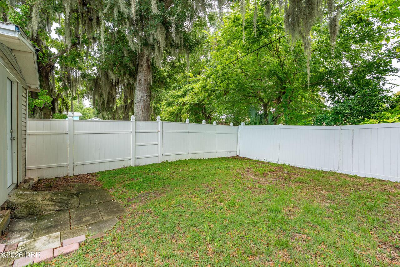 Listing Photo 8