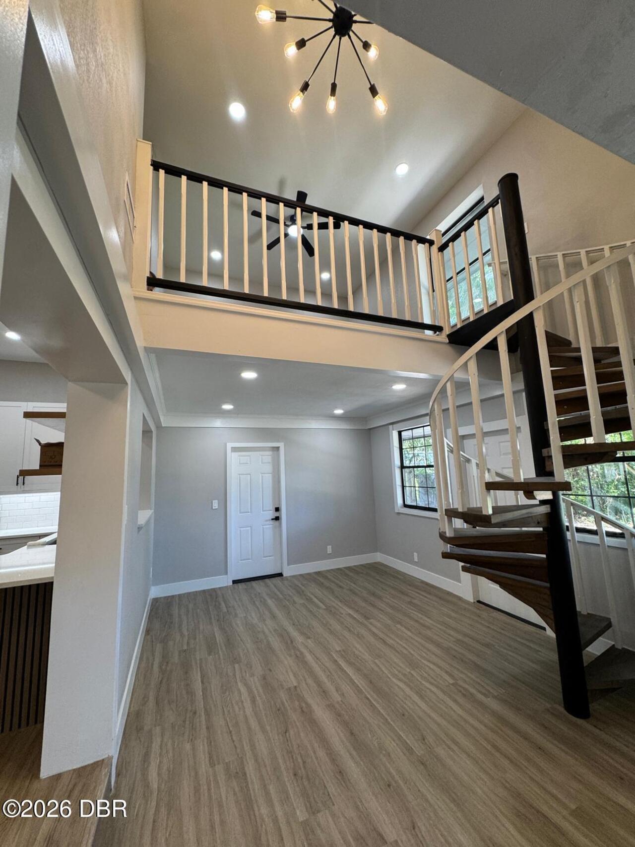 Listing Photo 11