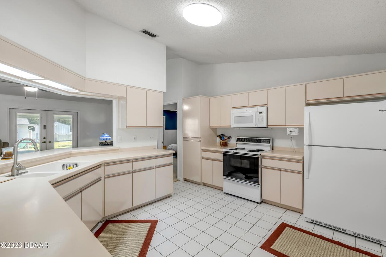 Listing Photo 18