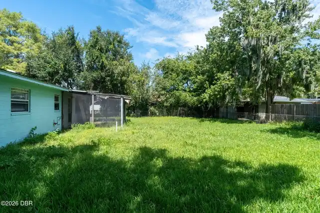 Listing Photo 14