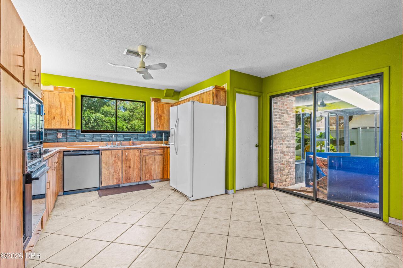 Listing Photo 16