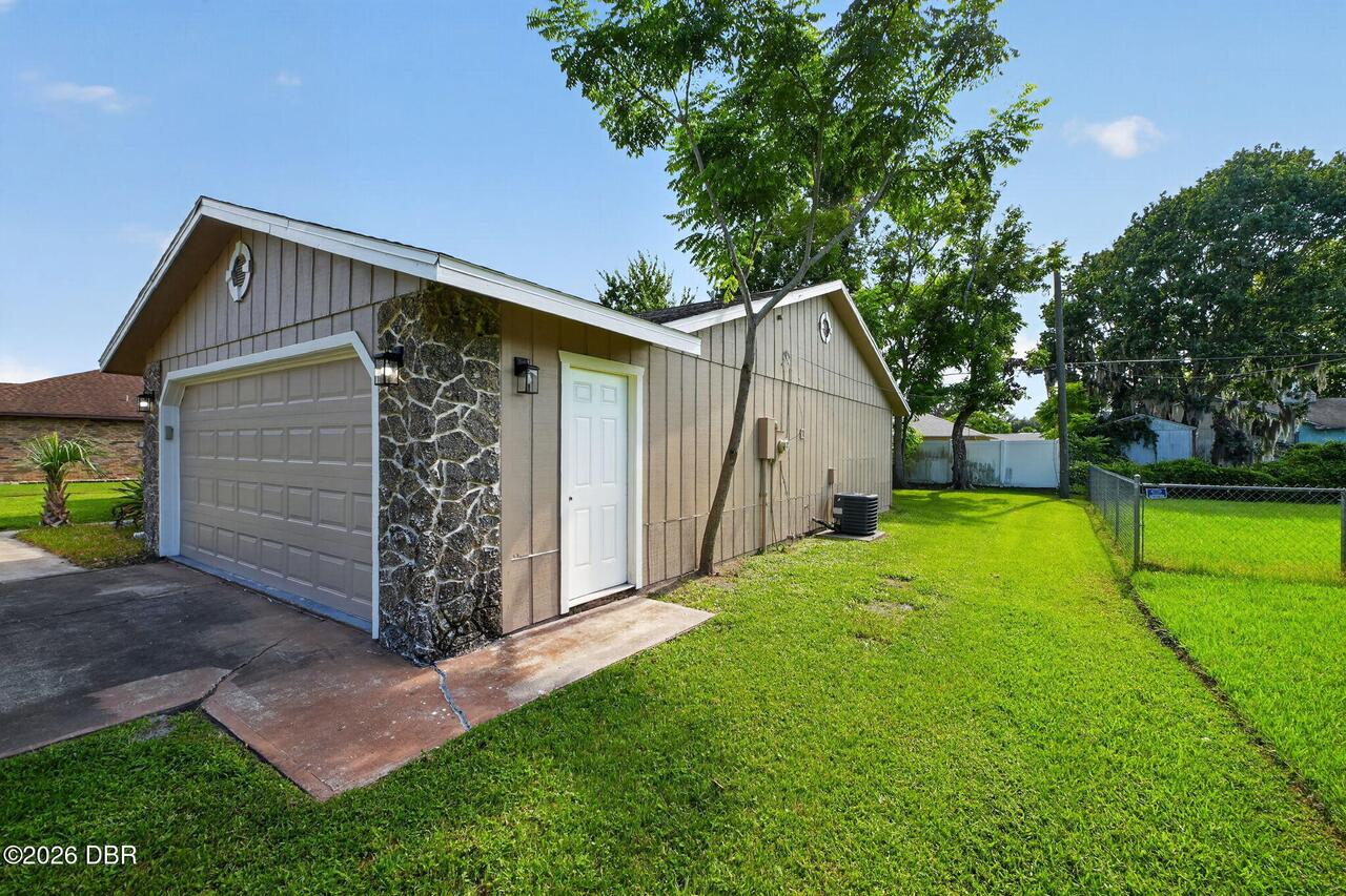 Listing Photo 8