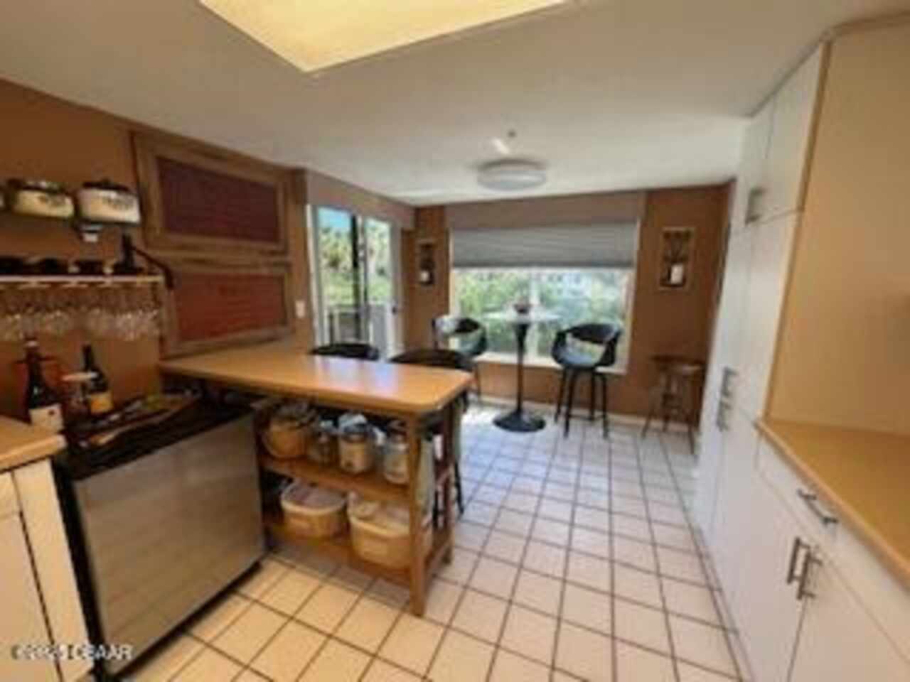 Listing Photo 11