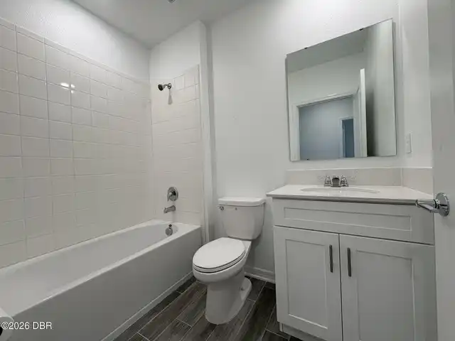 Listing Photo 14