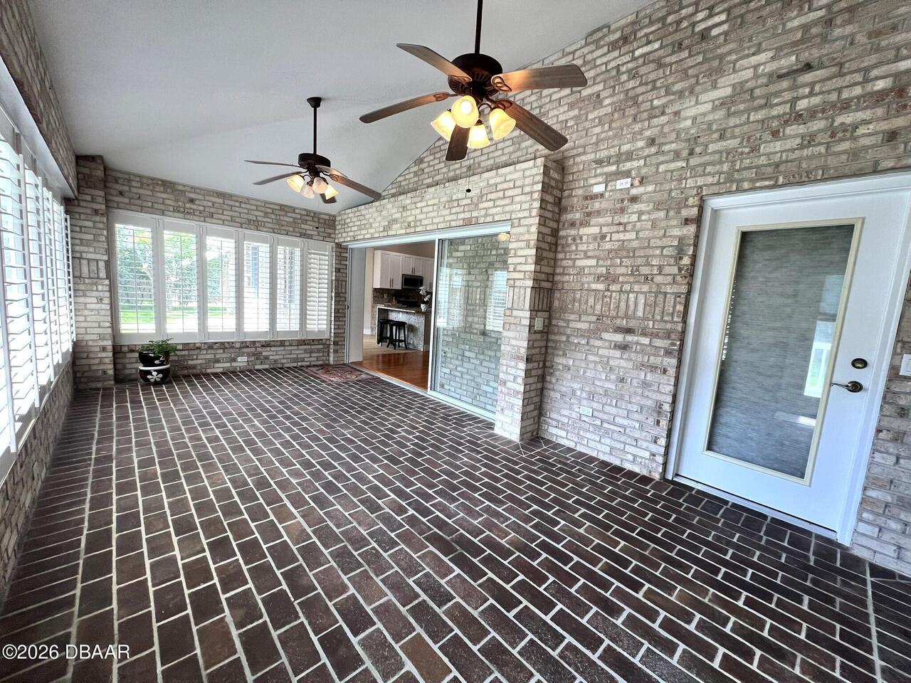 Listing Photo 32