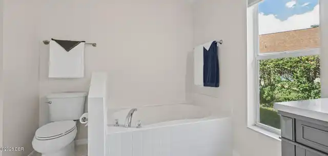 Listing Photo 17