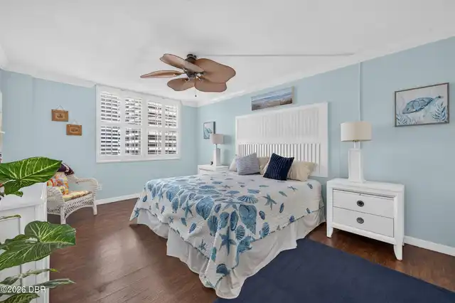 Listing Photo 17