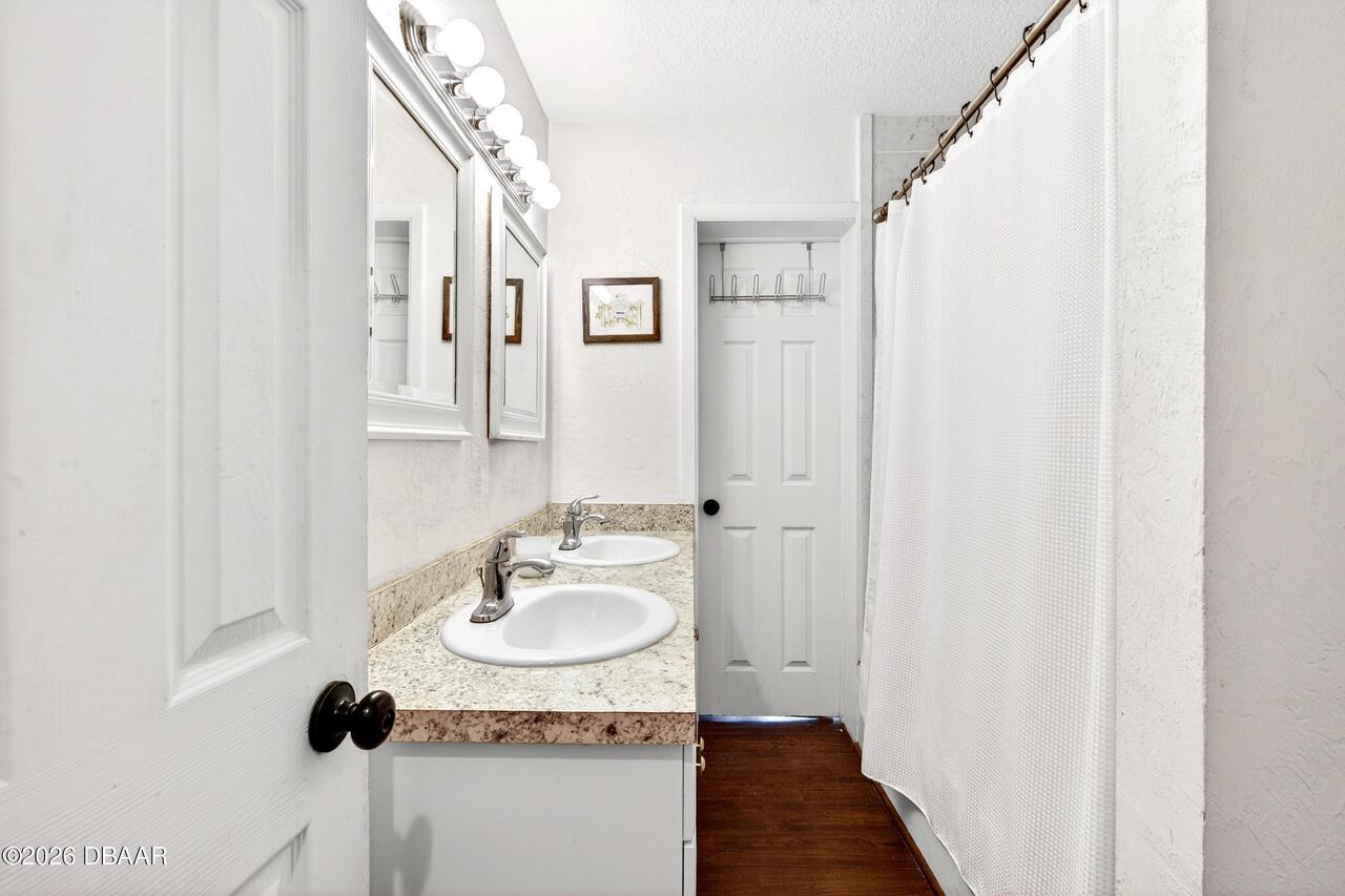 Listing Photo 32