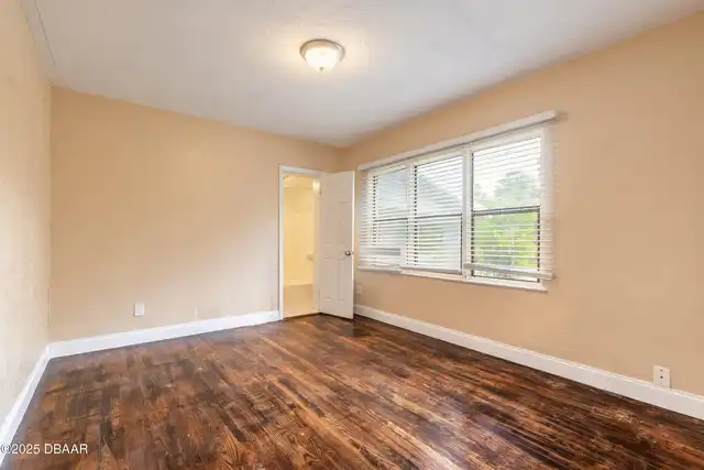 Listing Photo 23