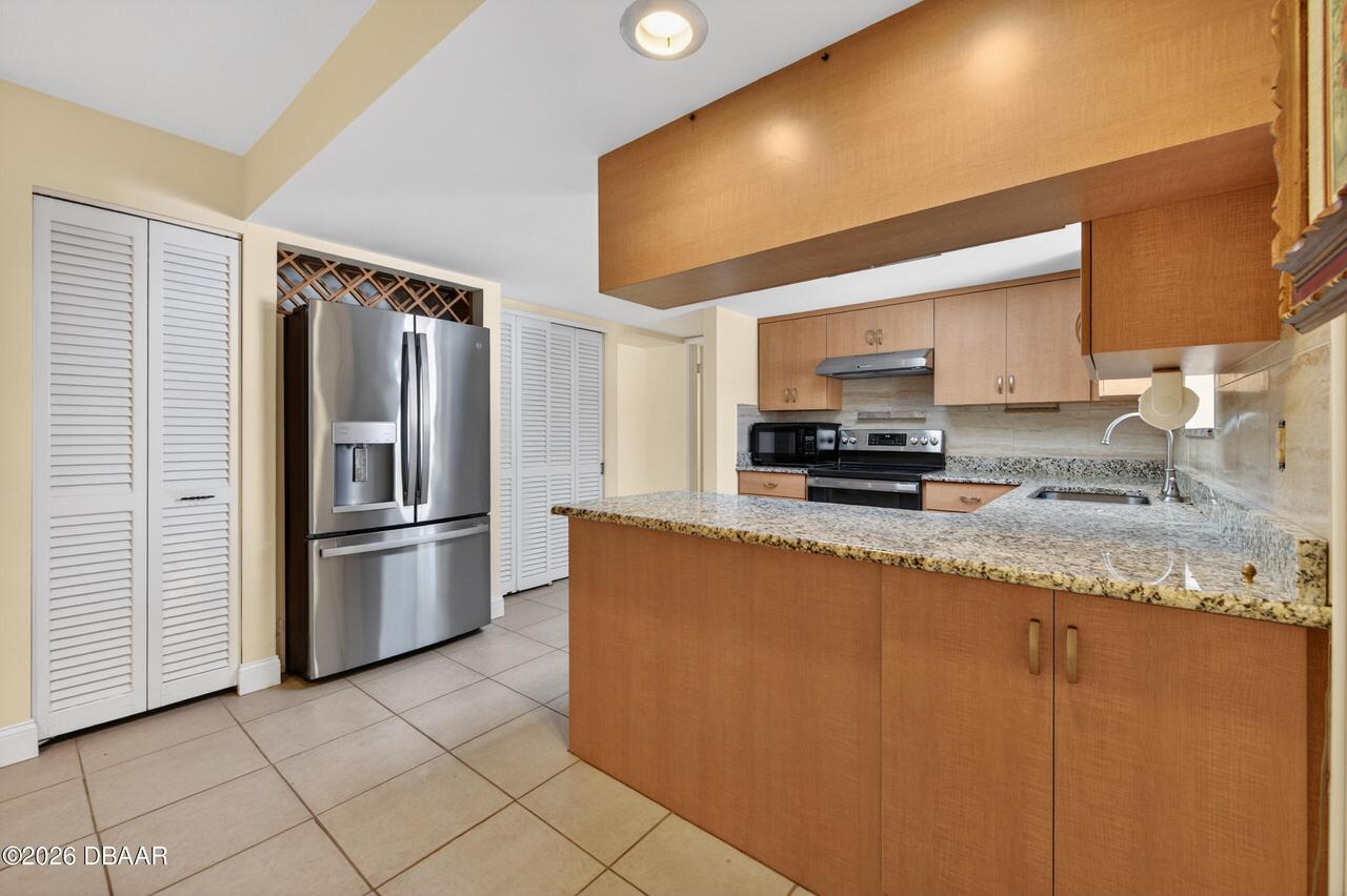 Listing Photo 11