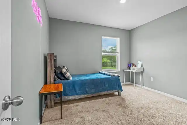 Listing Photo 18