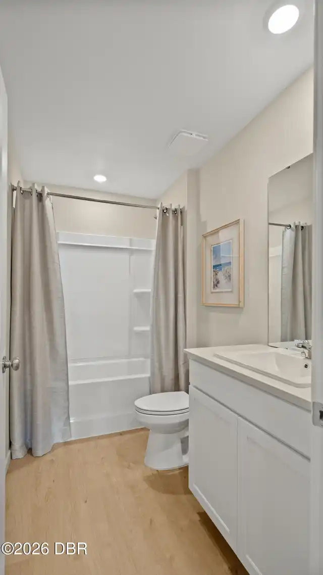 Listing Photo 8