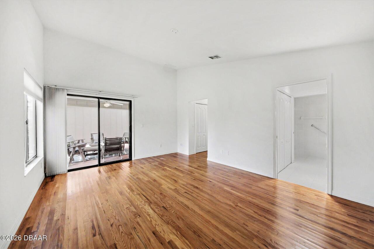 Listing Photo 13