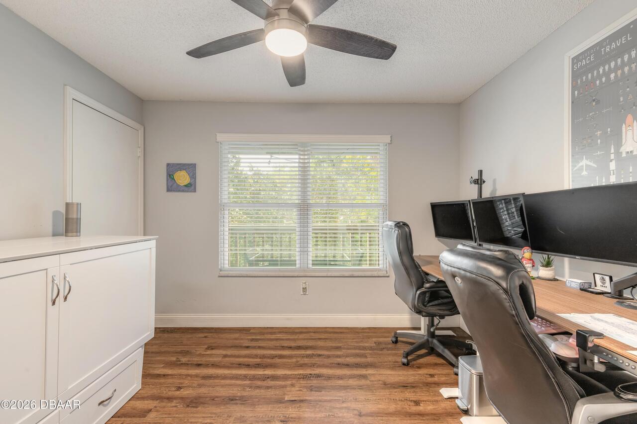 Listing Photo 15