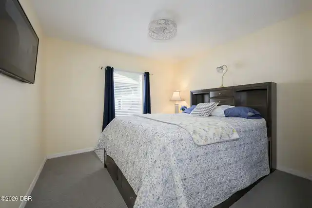 Listing Photo 15