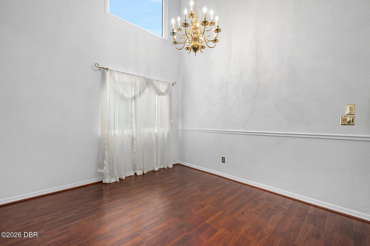 Listing Photo 17