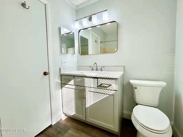 Listing Photo 6