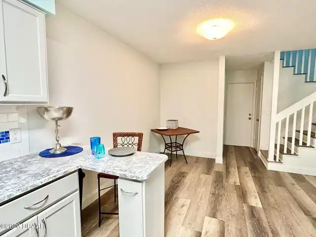 Listing Photo 10