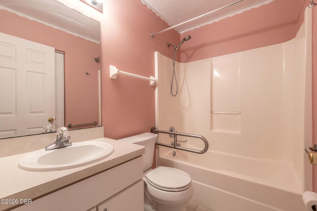 Listing Photo 18
