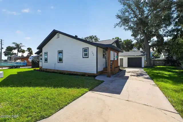 Listing Photo 6