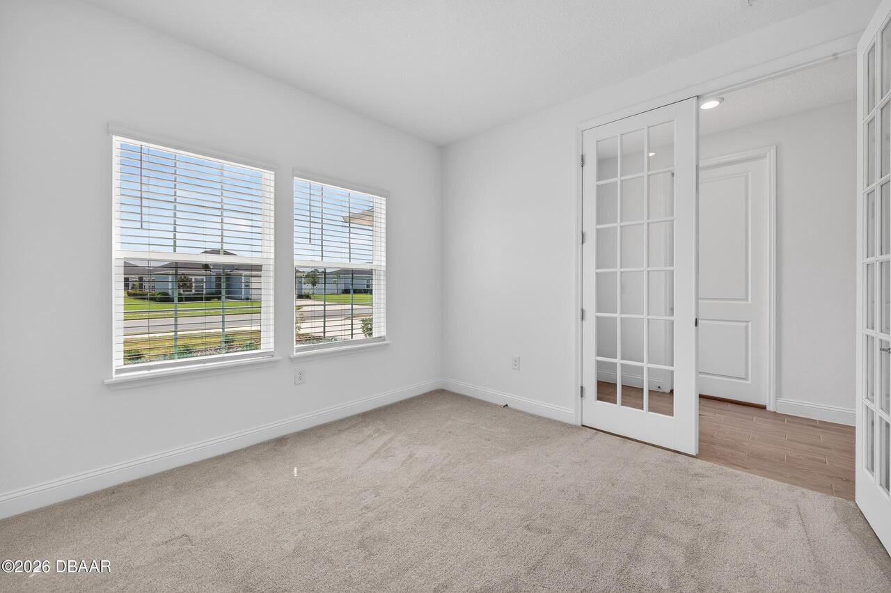 Listing Photo 8