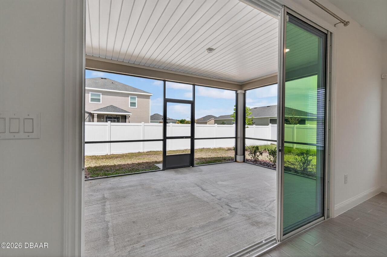 Listing Photo 16