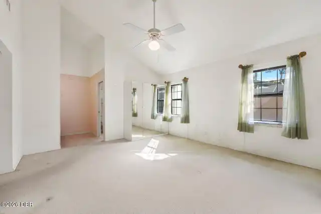 Listing Photo 23