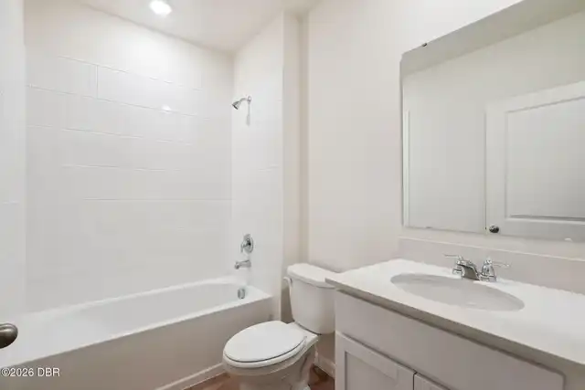Listing Photo 11