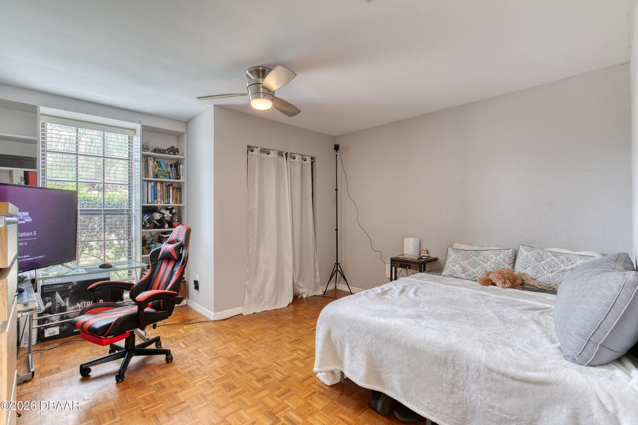 Listing Photo 34