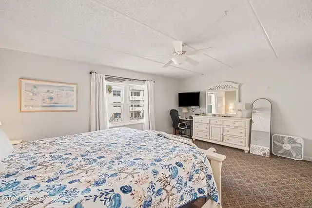 Listing Photo 16