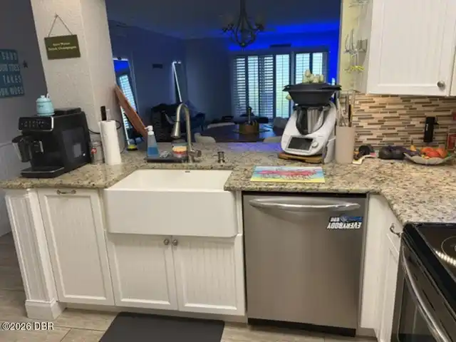 Listing Photo 7